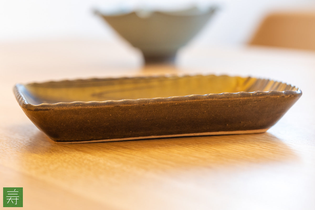 スリップウェア 長方皿 SWSQ-001AK01 – 陶工房 三寿