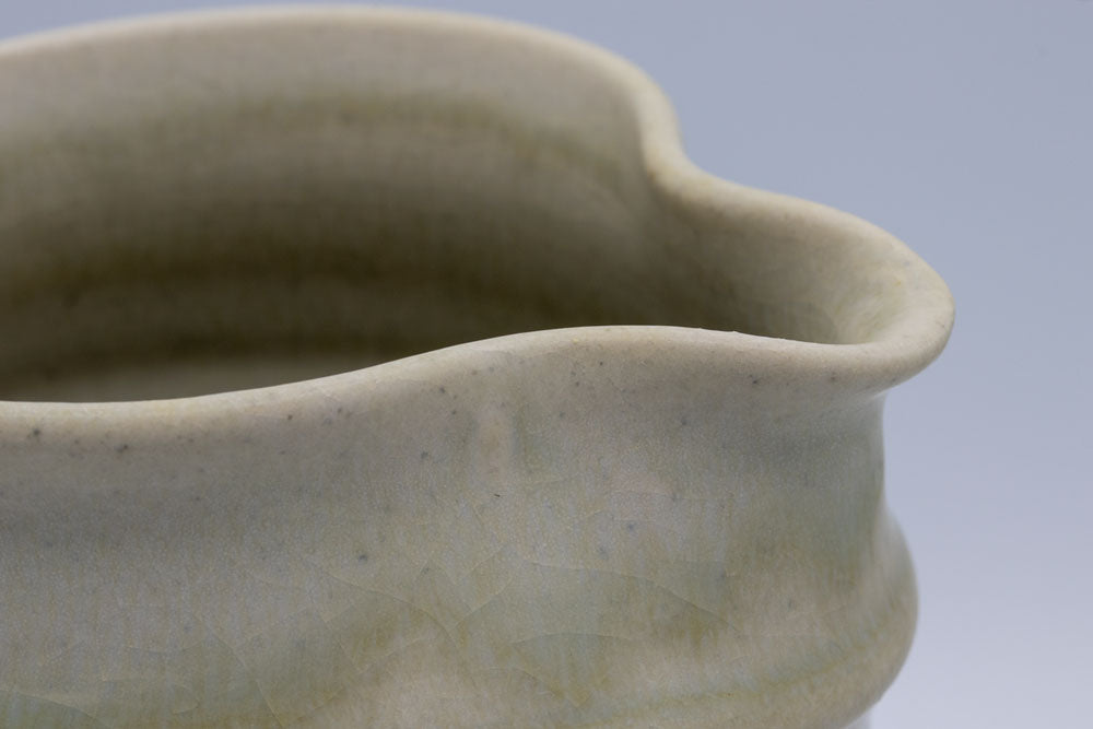 取っ手付花器 – 陶工房 三寿